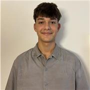 Estudiante de Universidad con experiencia de más de 1 año dando clases a niños de primaria y ESO.